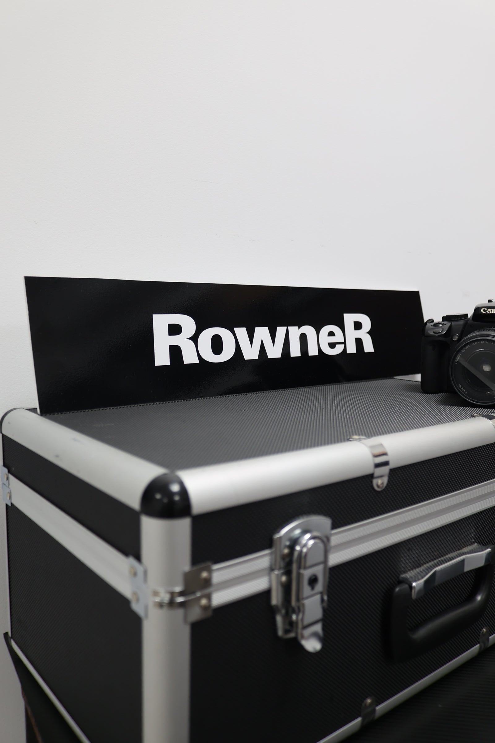 TAPA MATRICULAS RowneR